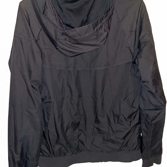 Nike sweater🔴SOLD🔴 - Picture 3 of 4